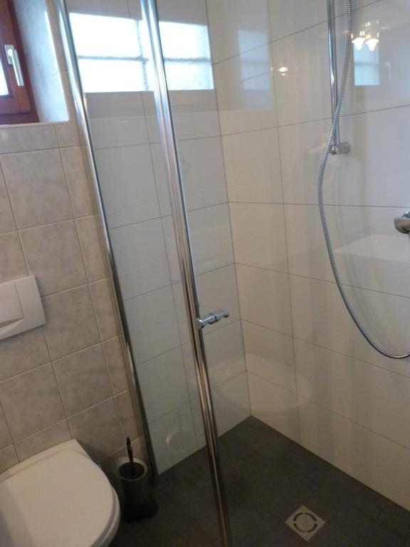 Ferienhaus Bluemel Inkl. Freier Strandbadeintritt Velden am Wörthersee Oda fotoğraf